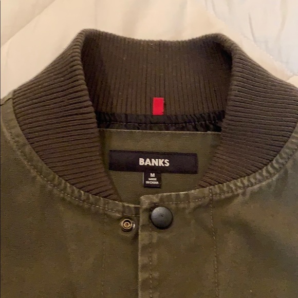 Men’s Army Green lightweight bomber jacket - Picture 3 of 5